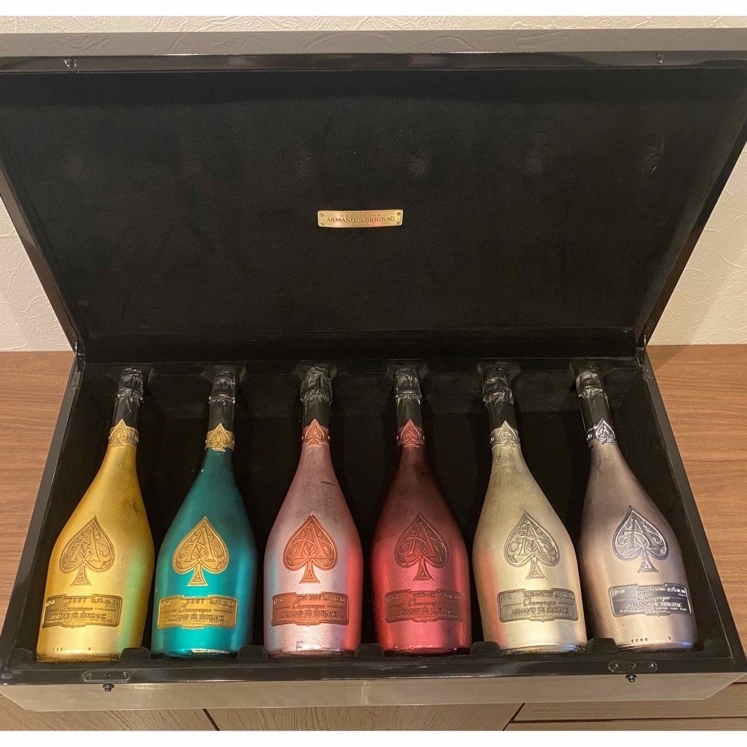 アルマンド アタッシュケース（6本） アルマンドブリニャック・ラ