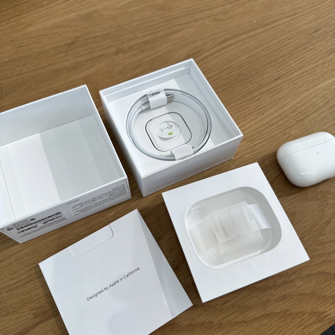 Apple - APPLE AirPods Pro ワイヤレスイヤホンケース ジャンク品の