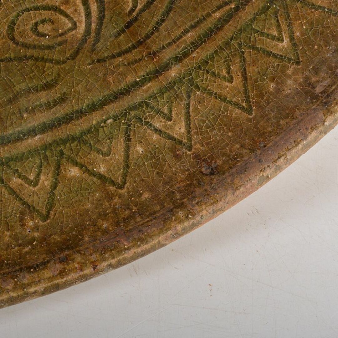 中国 耀州窯青磁 貼神獣面文瓶 唐木台付 在銘 M R5981 中国 耀州窯青磁