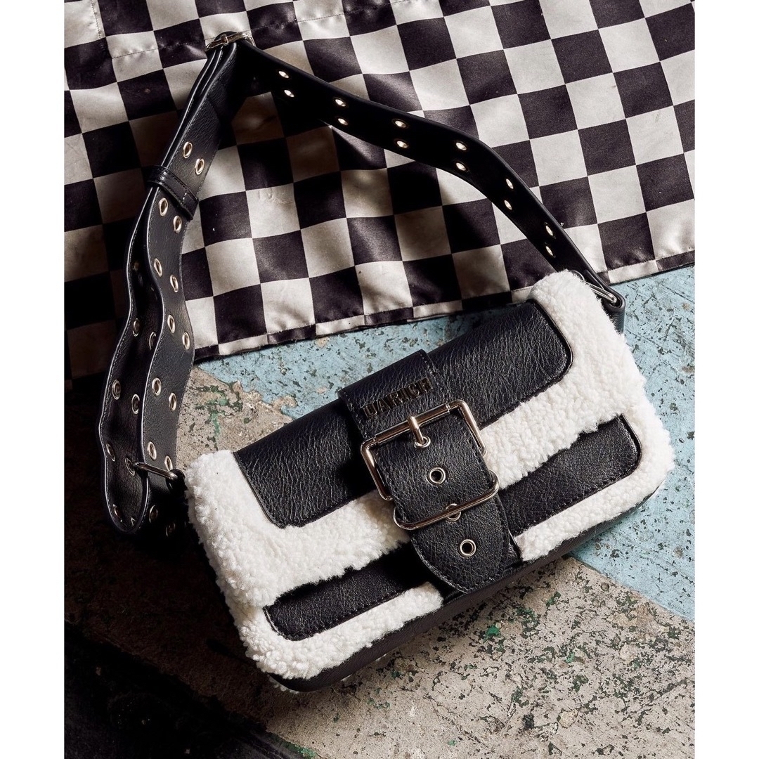 Darich♡ノベルティ♡Dベアチャーム♡ボアミニバッグチャーム