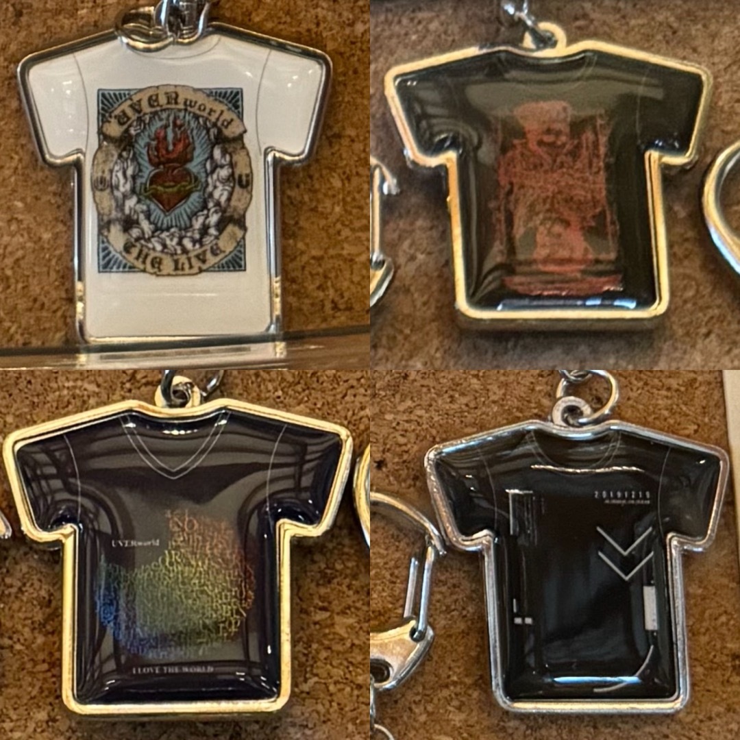 UVERworld】【販売終了商品】【未開封】キーホルダー UVERworld T