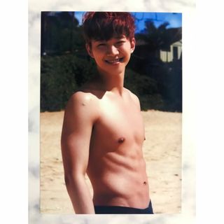 2137956653.jpg?1704342089