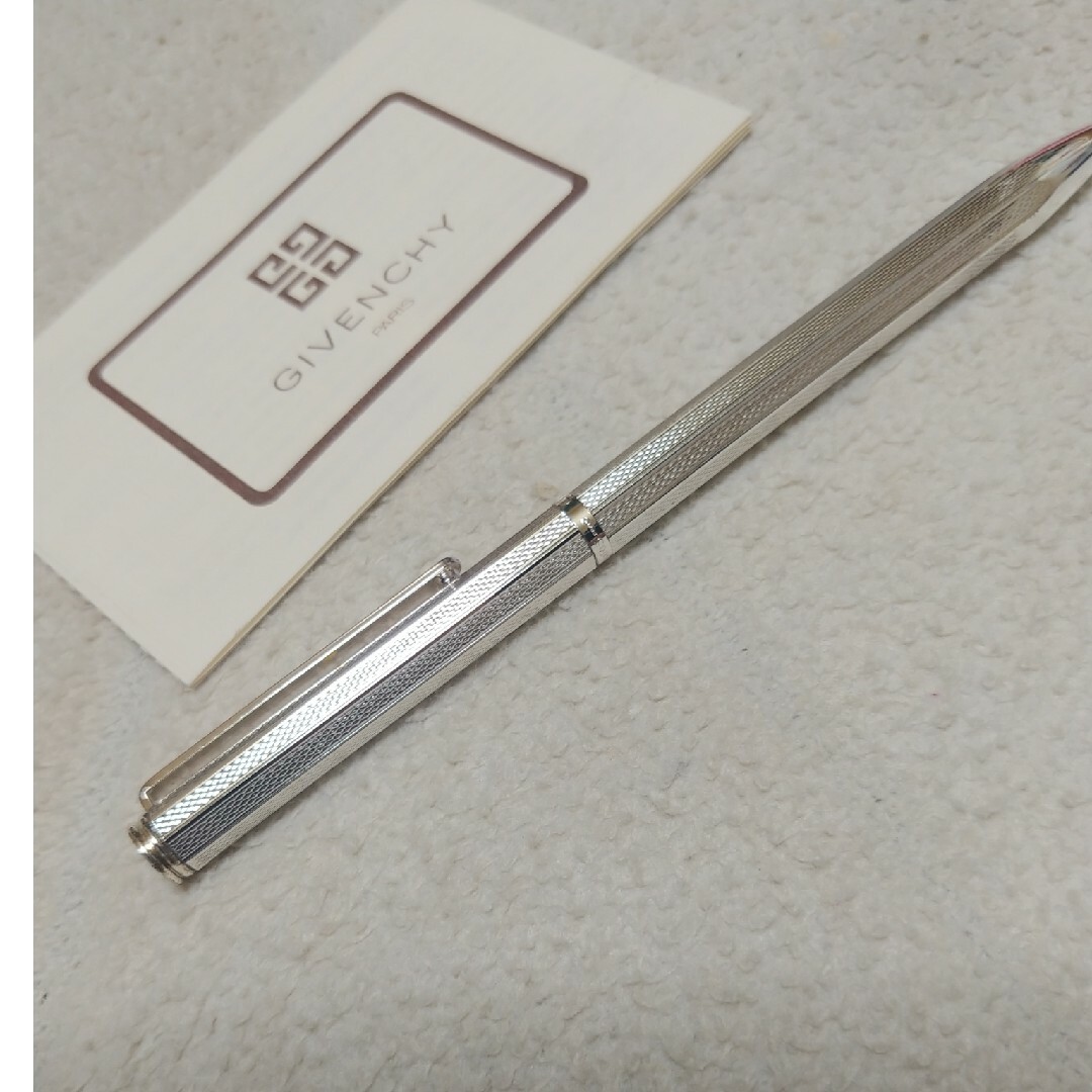 GIVENCHY - GIVENCHYボールペンの通販 by COCO's shop｜ジバンシィなら