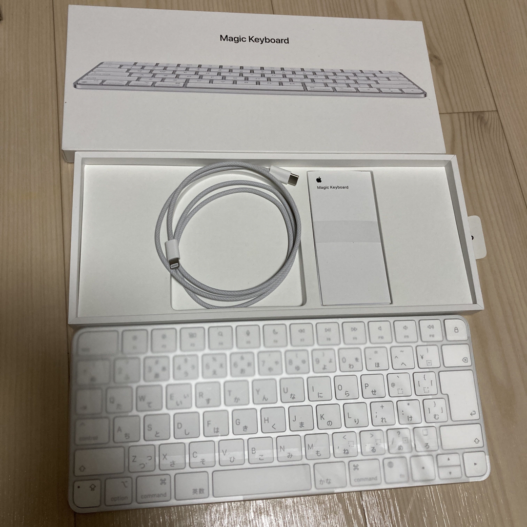 ◇新品未開封◇ Apple Keyboard M9034J/A ホワイト 開封済み・未使用品