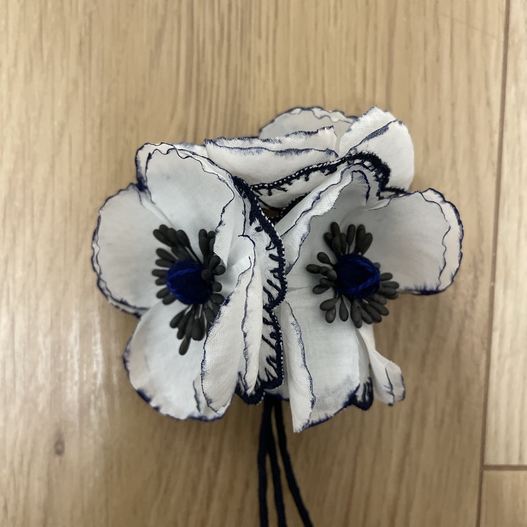 美品箱付きミナペルホネンminä perhonen fete コサージュ