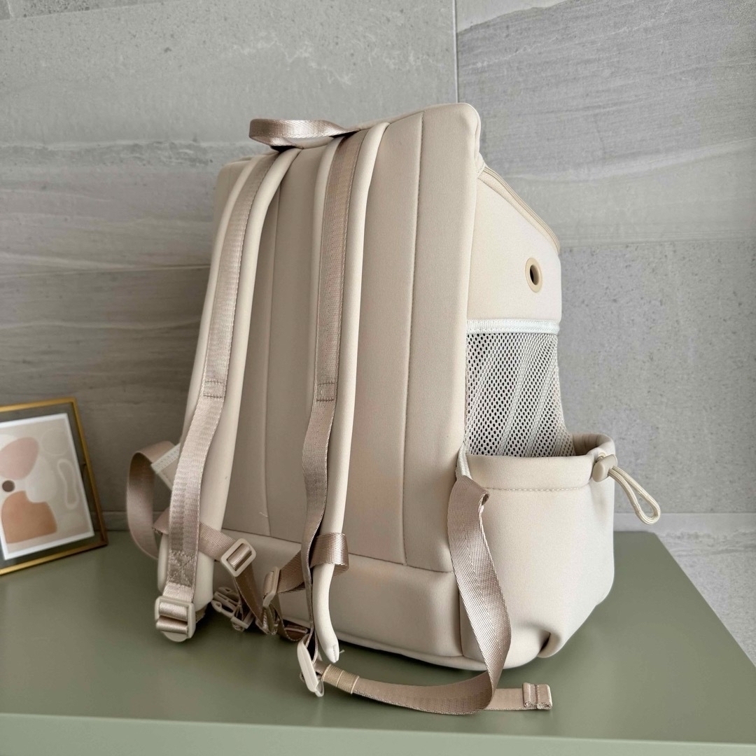 CITYDOG ネオプレーン バックパック キャリー オフホワイト Mの通販 by