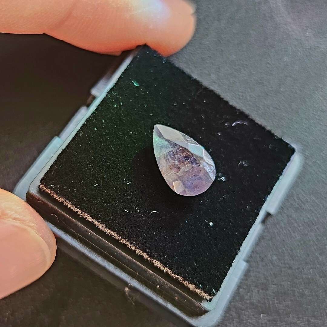 一点物】アイオライトサンストーン ルース⑩✩.*˚ 一点物