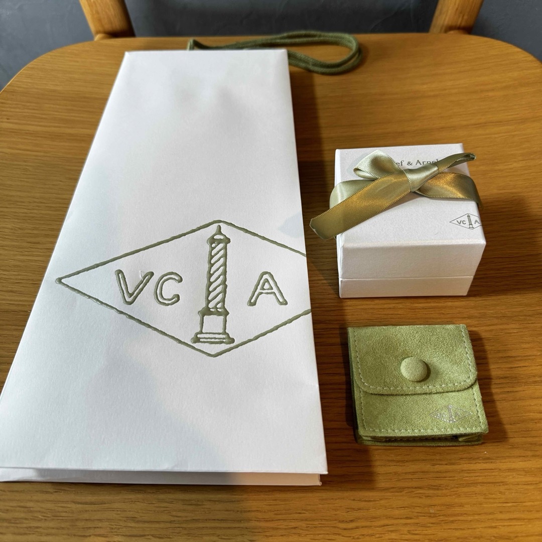 Van Cleef & Arpels - 【ヴァンクリーフ＆アーペル】 ボックスケース