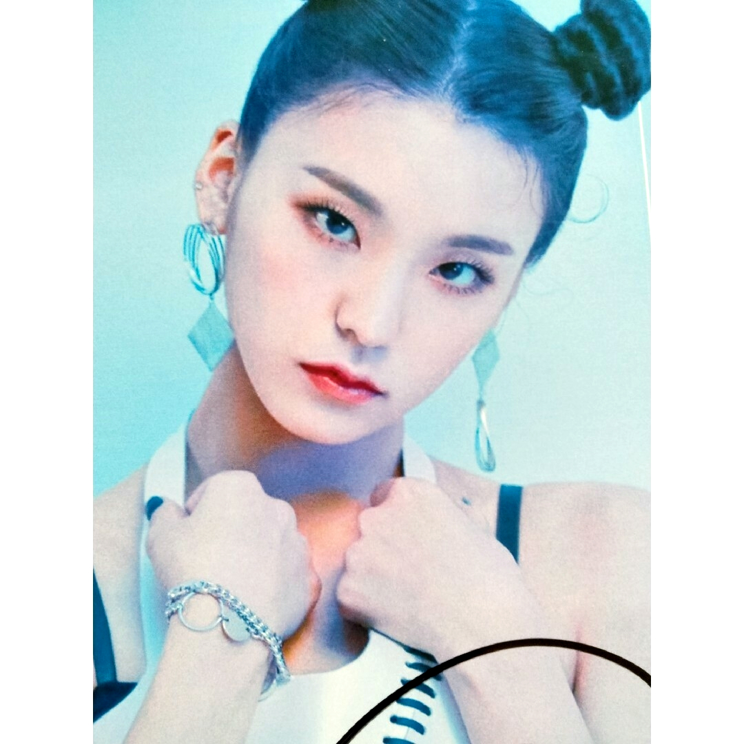 ITZY イェジ 直筆サイン入り うちわ FCくじ born to be ITZY イェジ