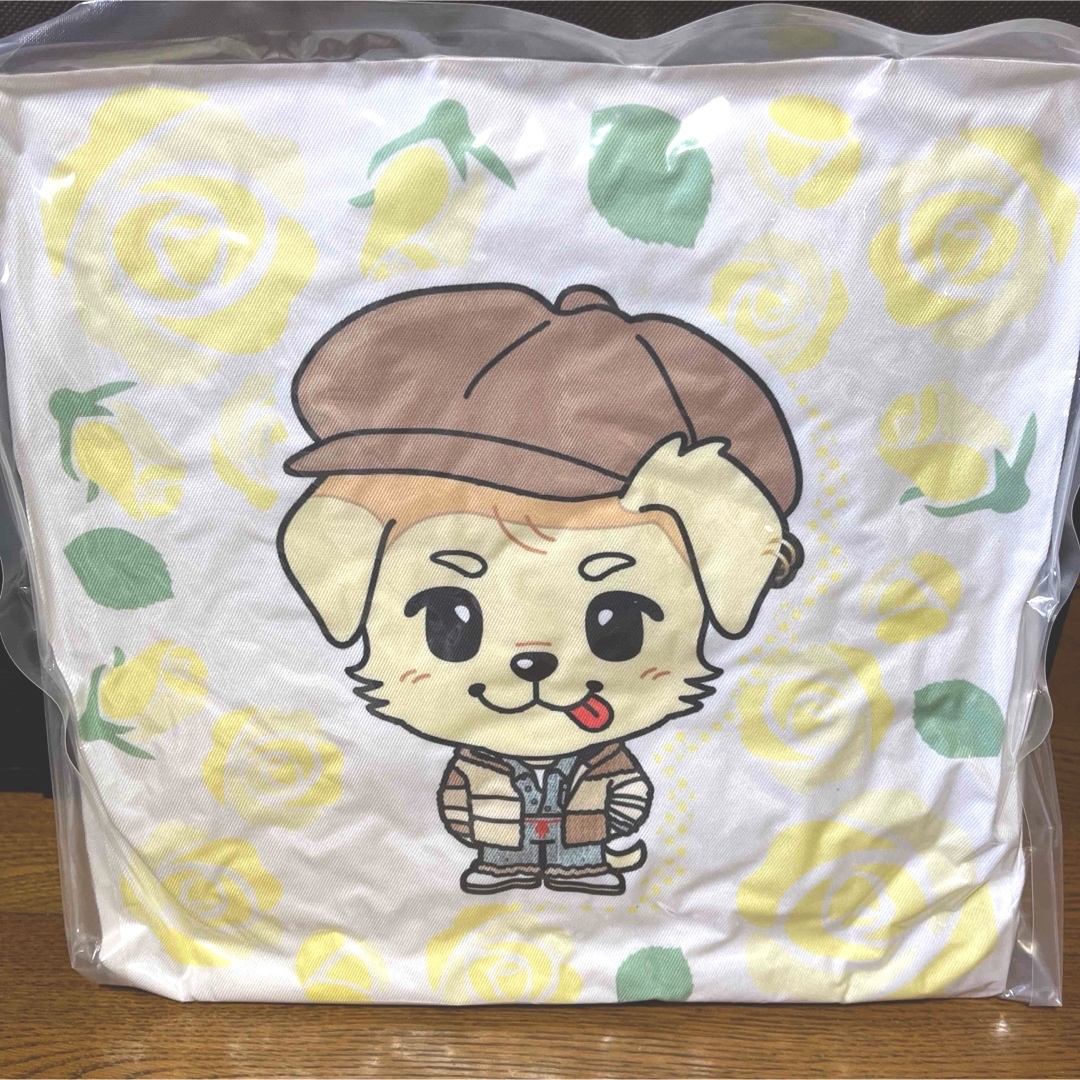 三代目JSB 岩田剛典 クリスマスクッション 岩田剛典 クリスマス クッション