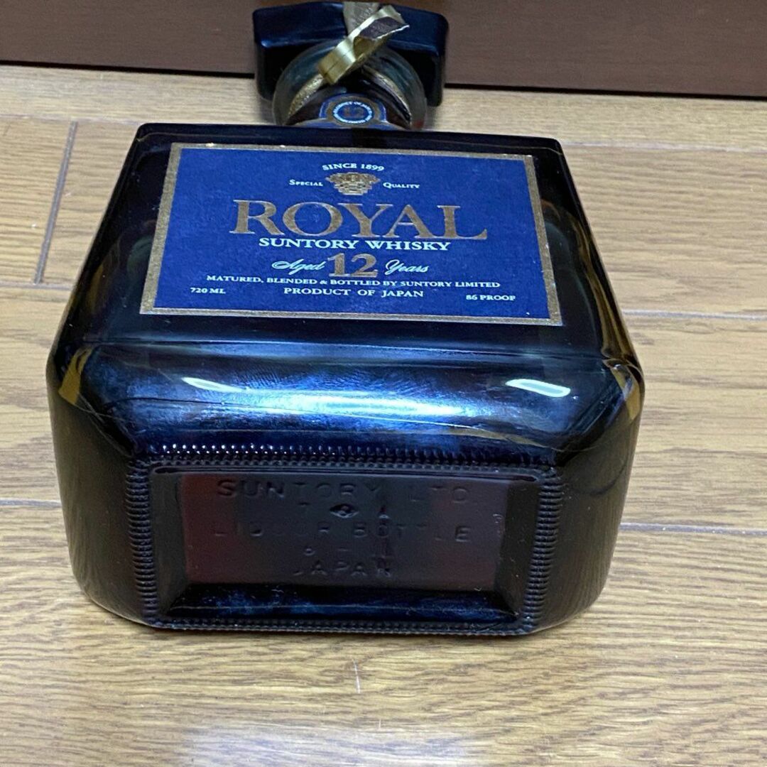 サントリーウイスキー ローヤル プレミアム12年 青ラベル 古酒 未開封