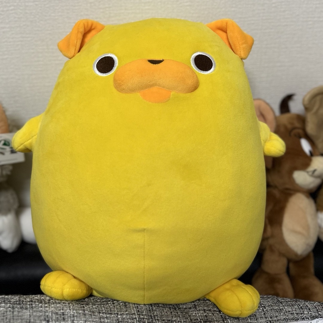 パグ太郎特大ぬいぐるみ