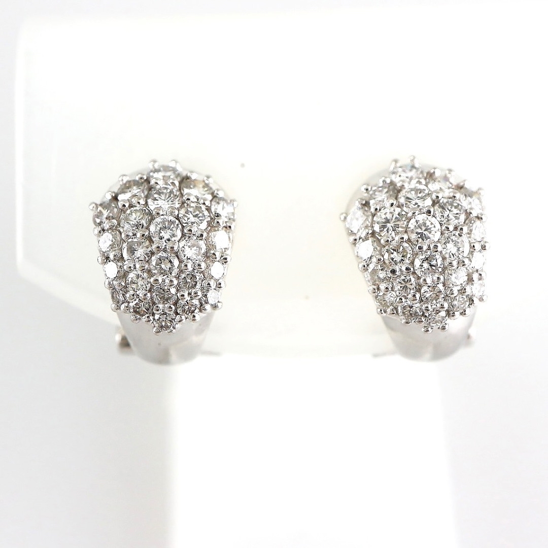 Pt900 パヴェダイヤ イヤリング D 1.00