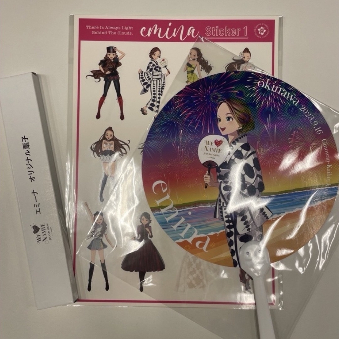 安室奈美恵 エミーナ 沖縄 セブンイレブン 数量限定 会場限定うちわ