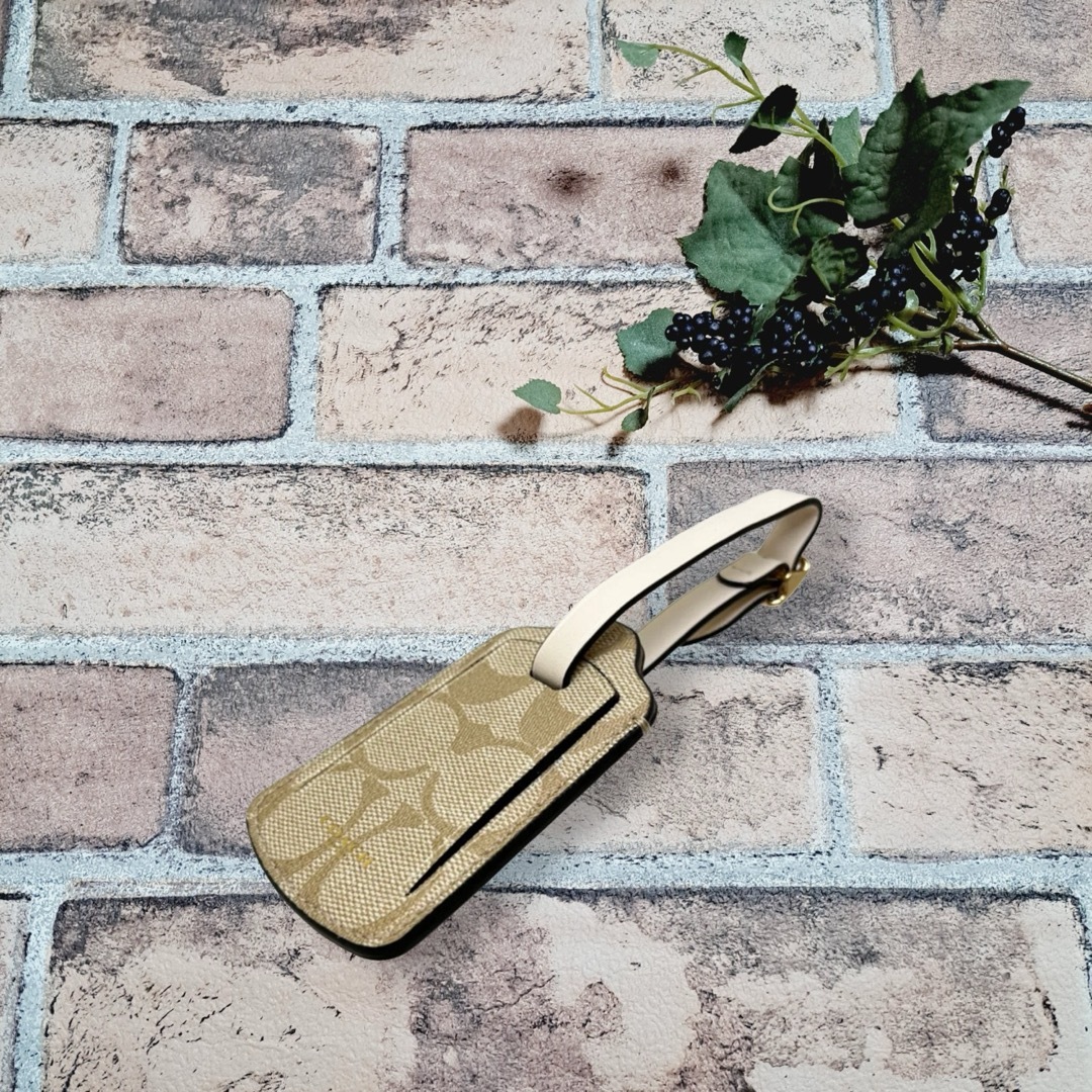 コーチ COACH ネームタグ ラゲッジタグ ライトカーキ×チョーク