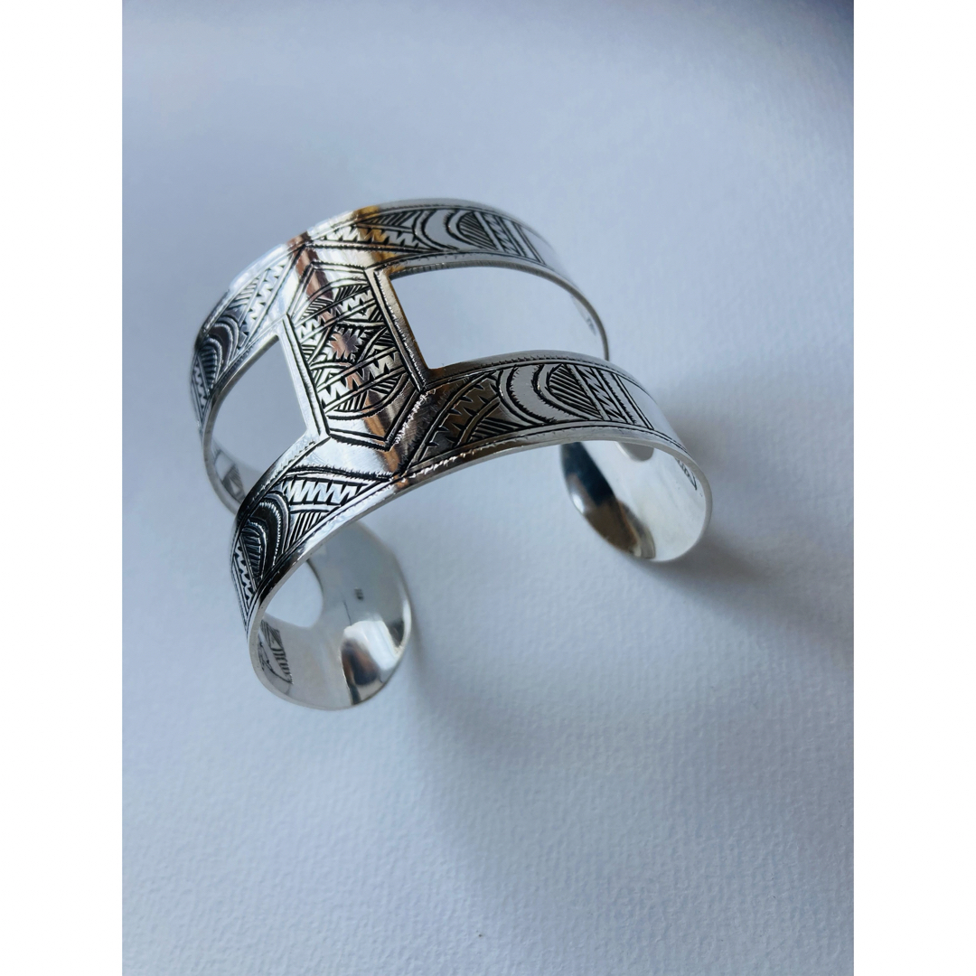 トゥアレグ族サハラ砂漠ハンドメイドシルバーバングル