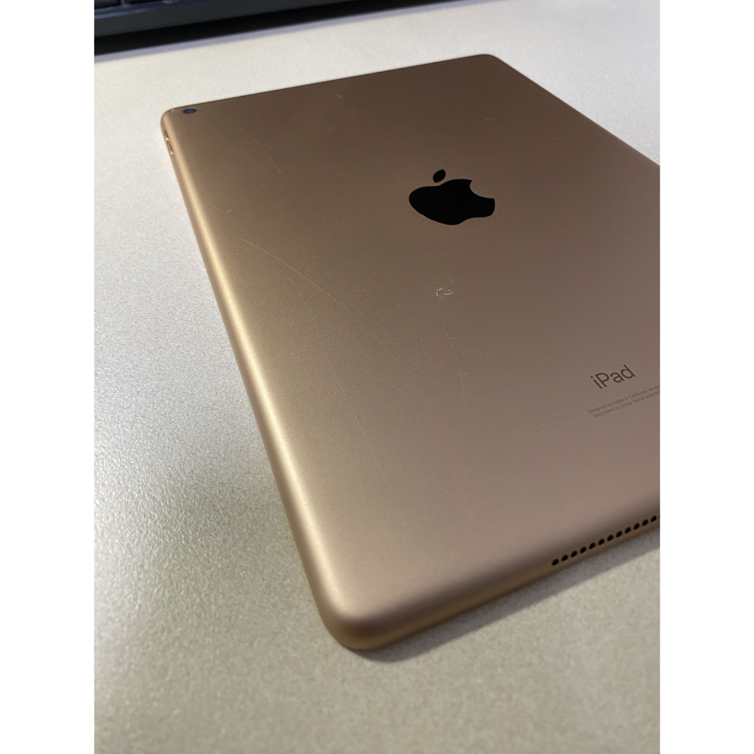 iPad Wi-Fi 32GB - ゴールド（第8世代） Amazon.co.jp: 【整備済み品