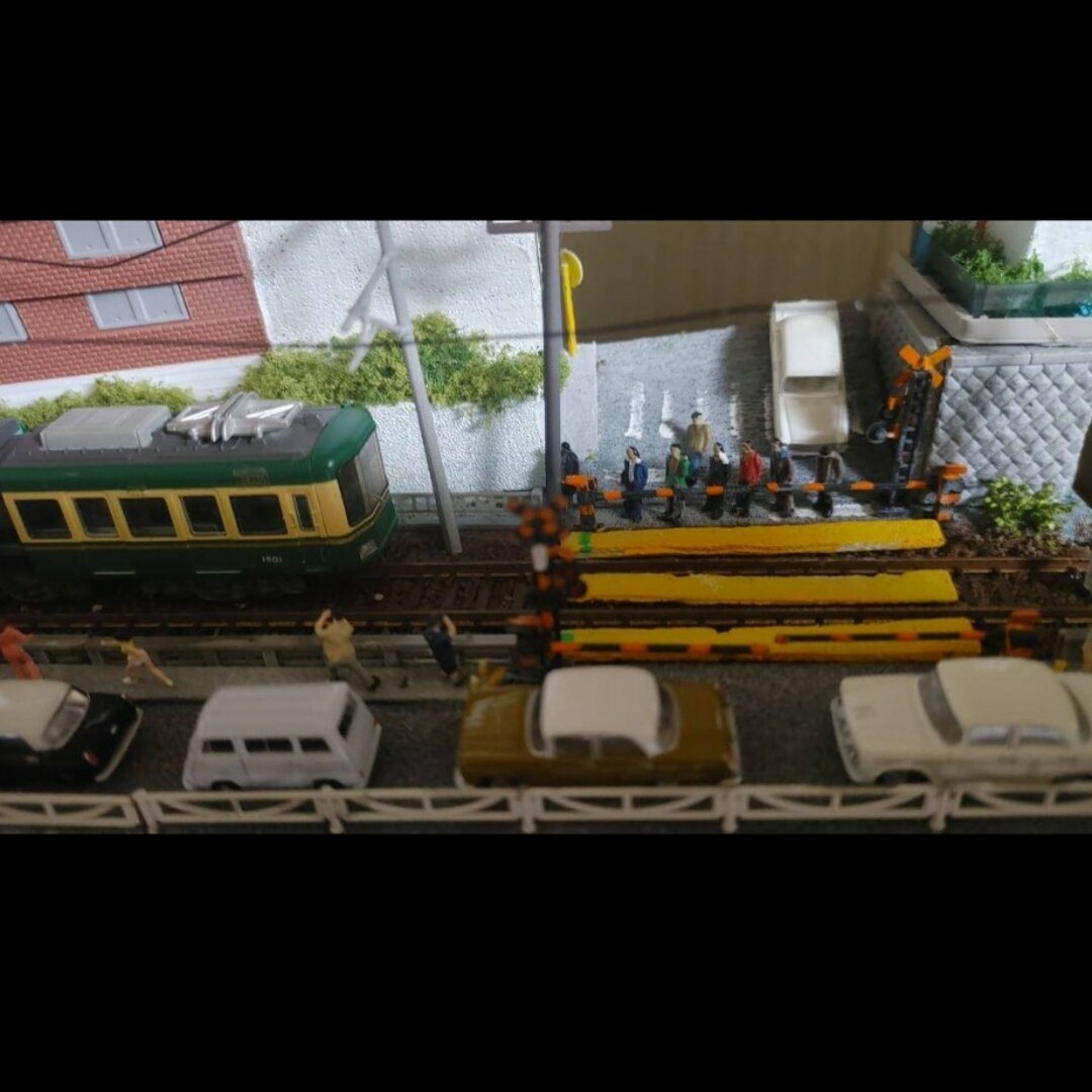 江ノ電ジオラマSLAM DUNK踏切前 スラムダンク 電車 列車 模型