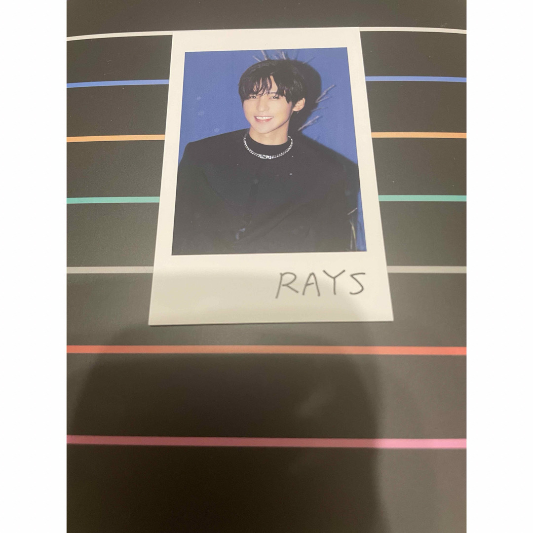 SnowMan RAYS ペンライト 目黒蓮君 チェキ風写真 LOOKステッカーの通販