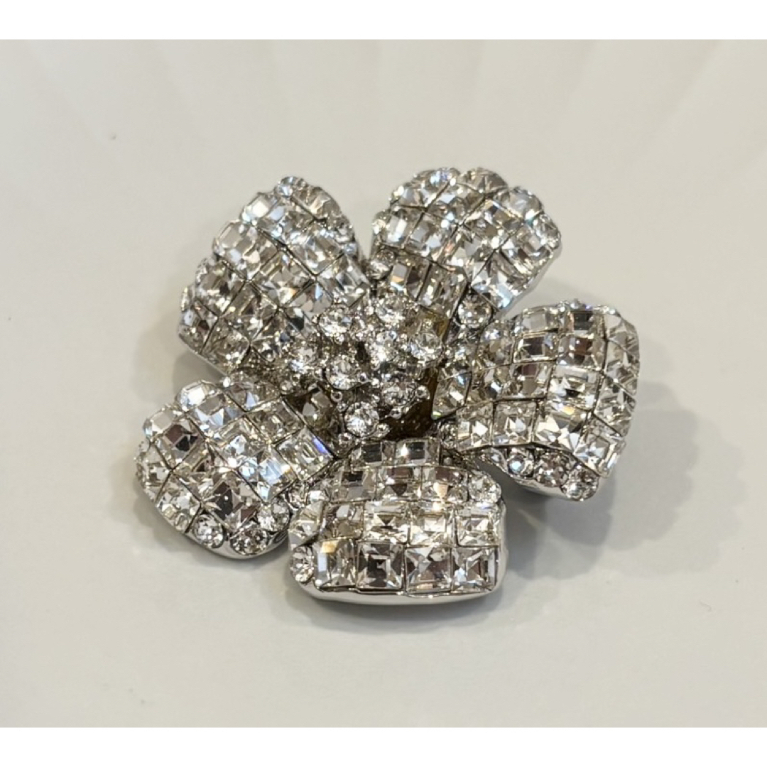 フォクシーブローチ美品 節約 美品 フォクシー FOXEY フラワー