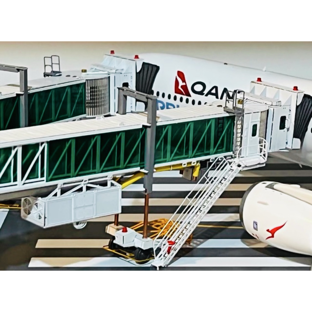 ボーディングブリッジ 1/200 JC wings PBB Amazon | JC Wings 1:200