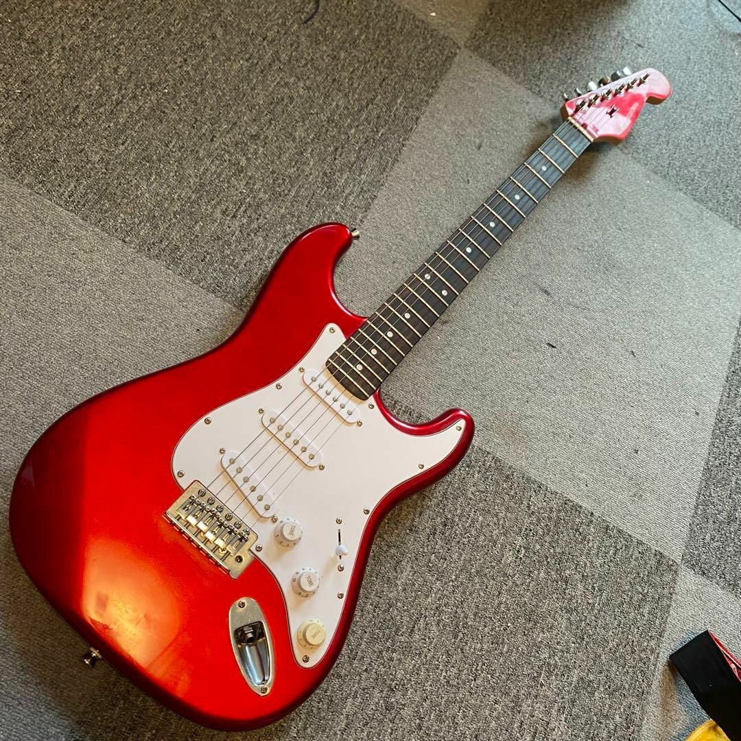 セルダーエレキギター ストラトキャスタータイプ3ピックアップ【中古品