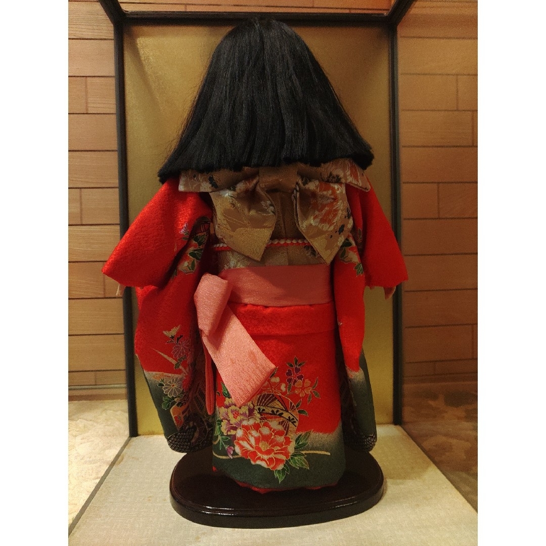 市松人形 (日本人形)11号 人形の久月 赤 着物 花柄 豪華 ガラス