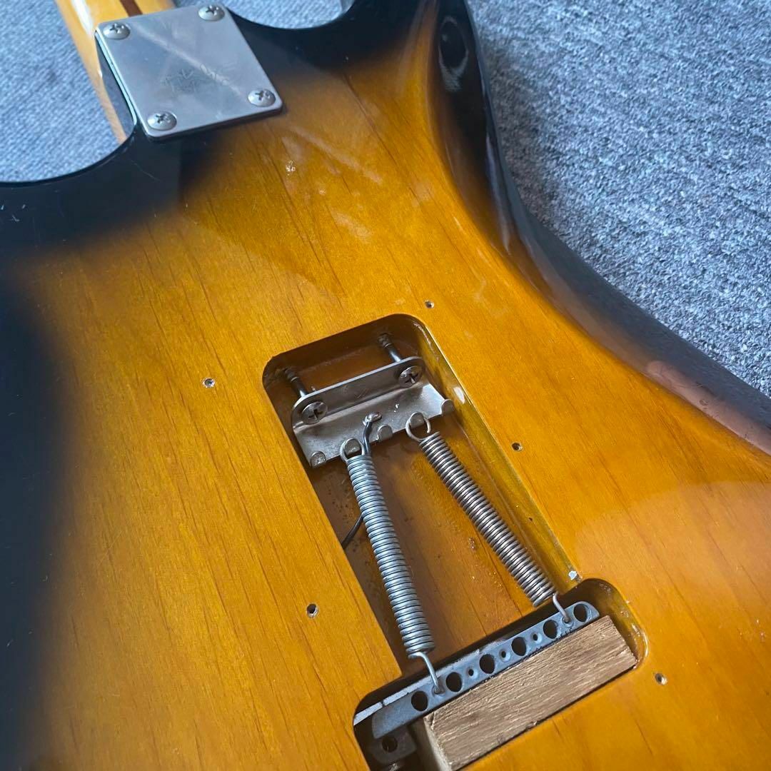 スクワイヤー By Fender ストラトキャスター ドット柄 バディガイ