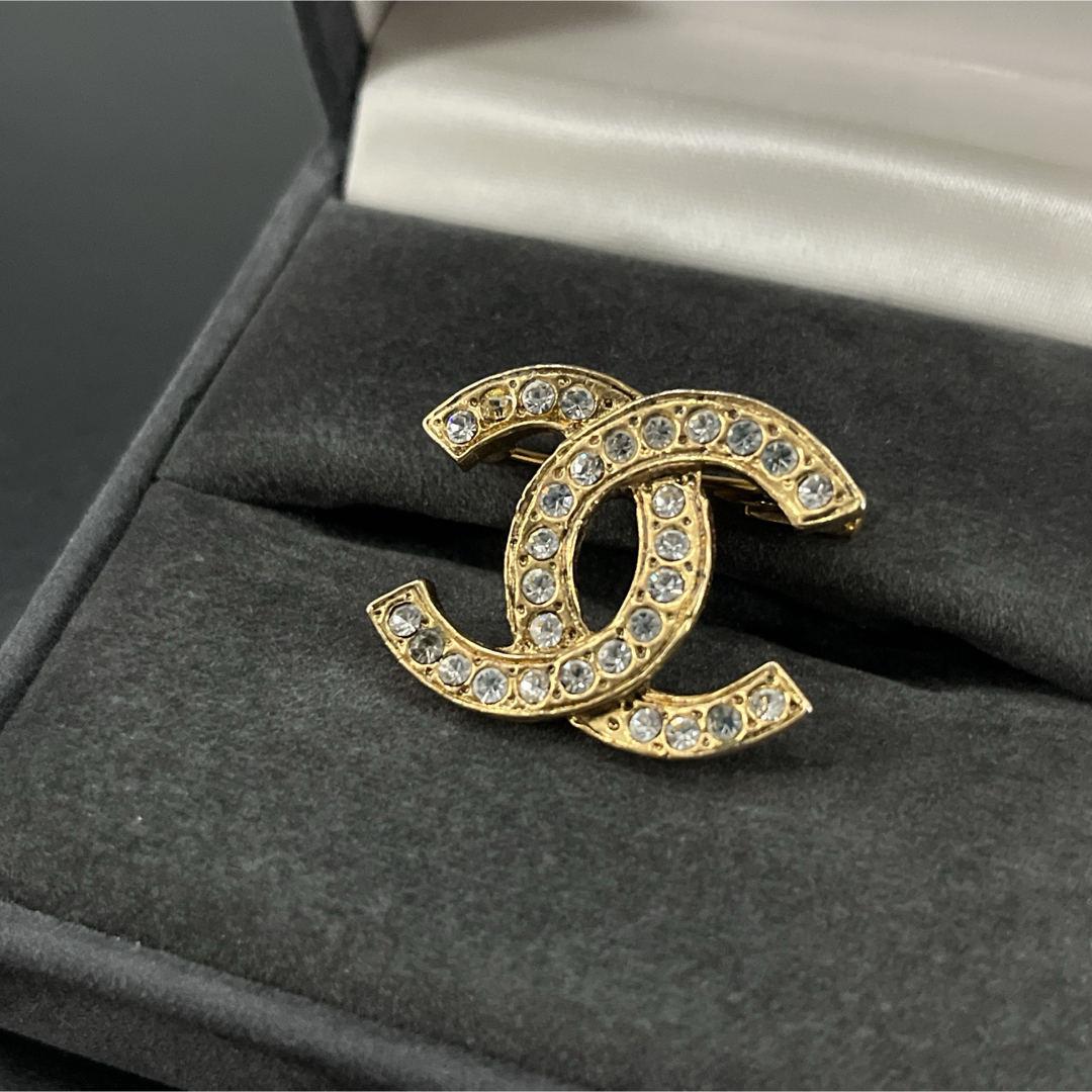 CHANEL - オールド CHANEL シャネル ブローチ ココマーク ライン