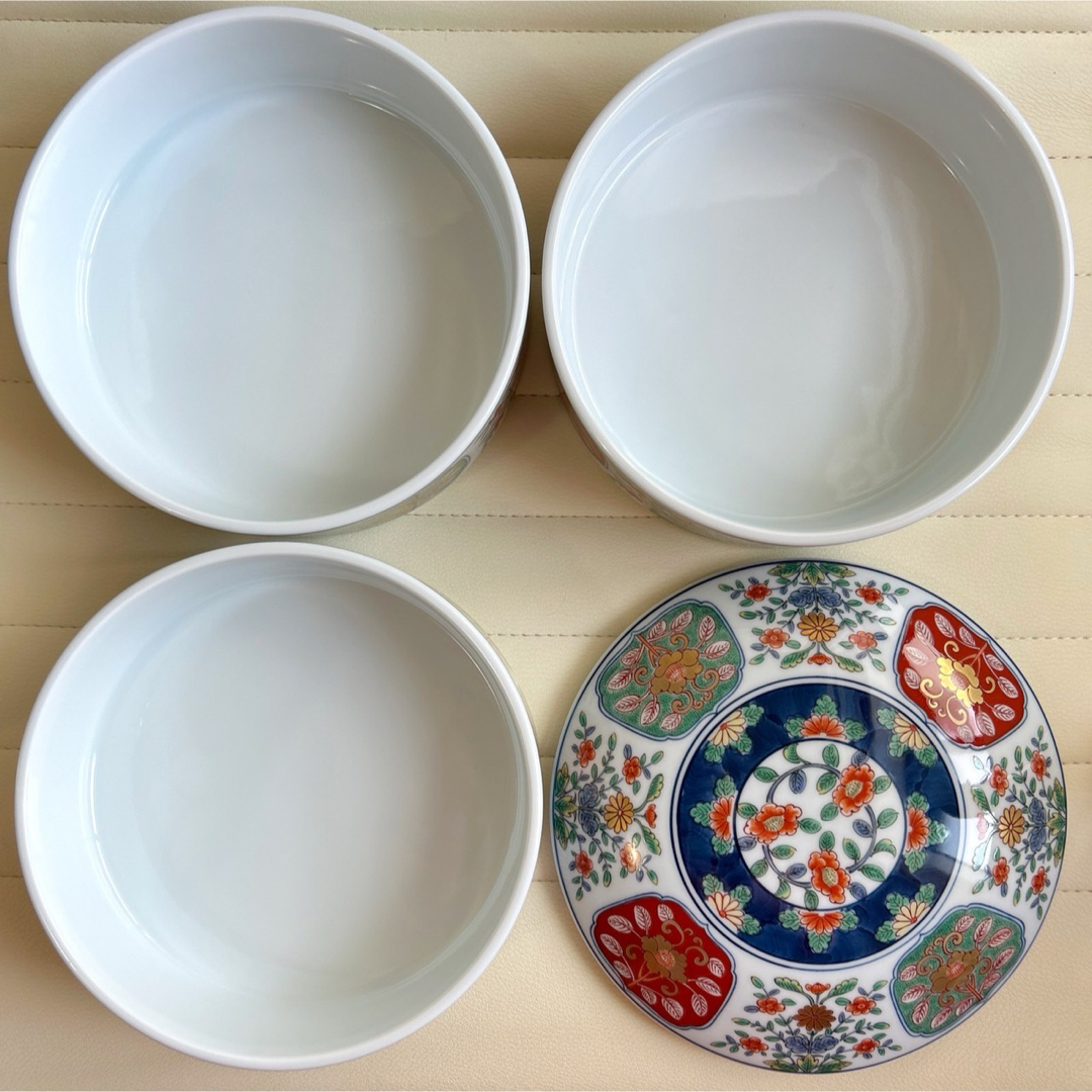 有田焼 賞美堂 其泉窯 染錦四方割木甲草花文 三段重