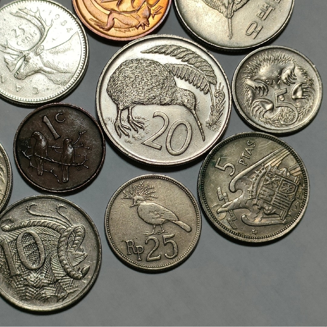 古銭 外国の硬貨 世界のコイン 大量 4100g以上 詳細は分かりません