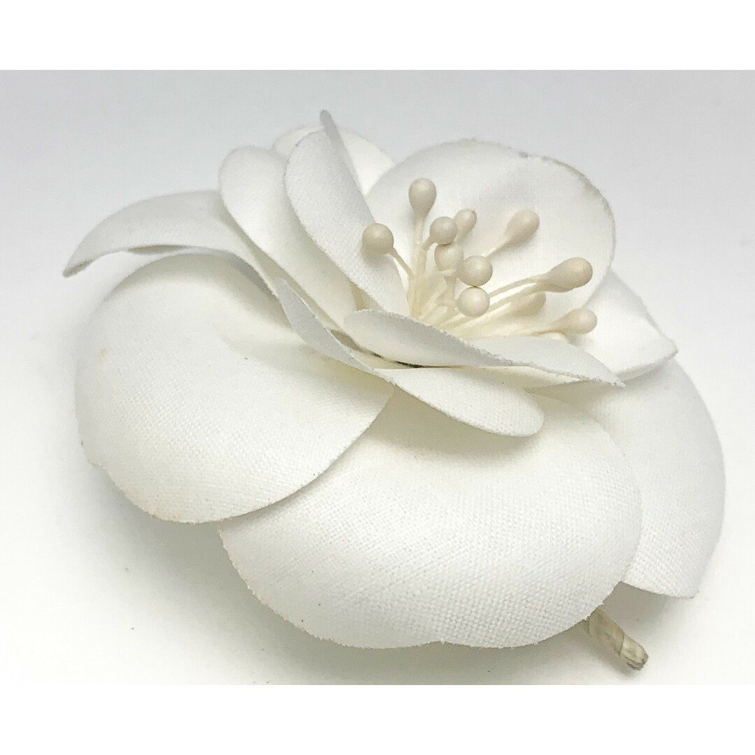 CHANELシャネル カメリアコサージュ ブローチ シルク ホワイト 卒業