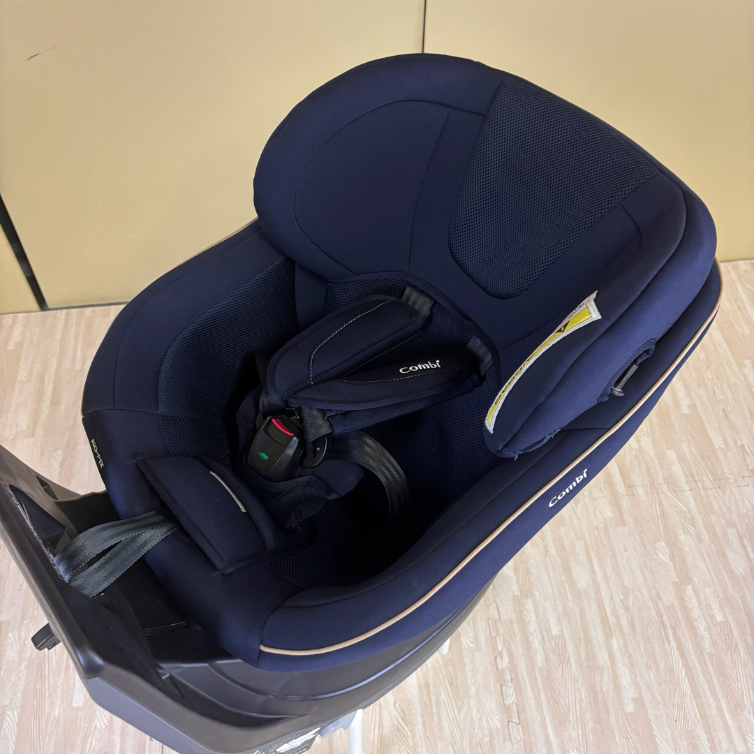 ☆美品☆ コンビ WL 新生児OK クルムーヴ スマート EG ISOFIX 紺☆美品