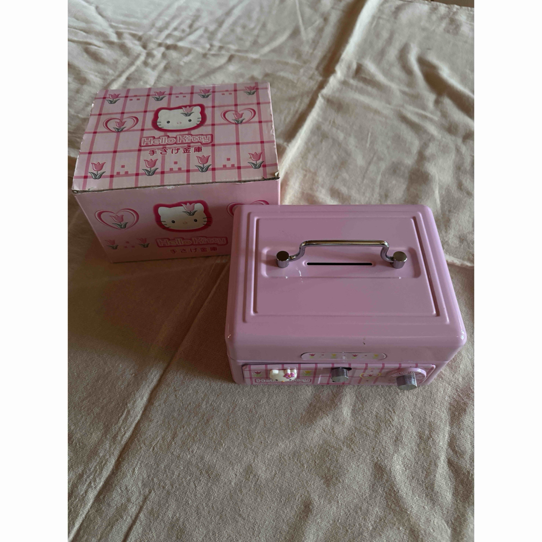 サンリオキティ＊手提げ金庫 サンリオ⭐︎ハローキティ 手提げ金庫