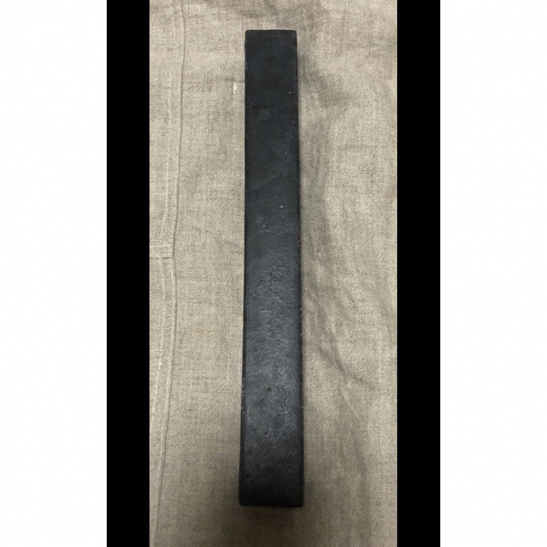 石上照美さん 一輪挿し