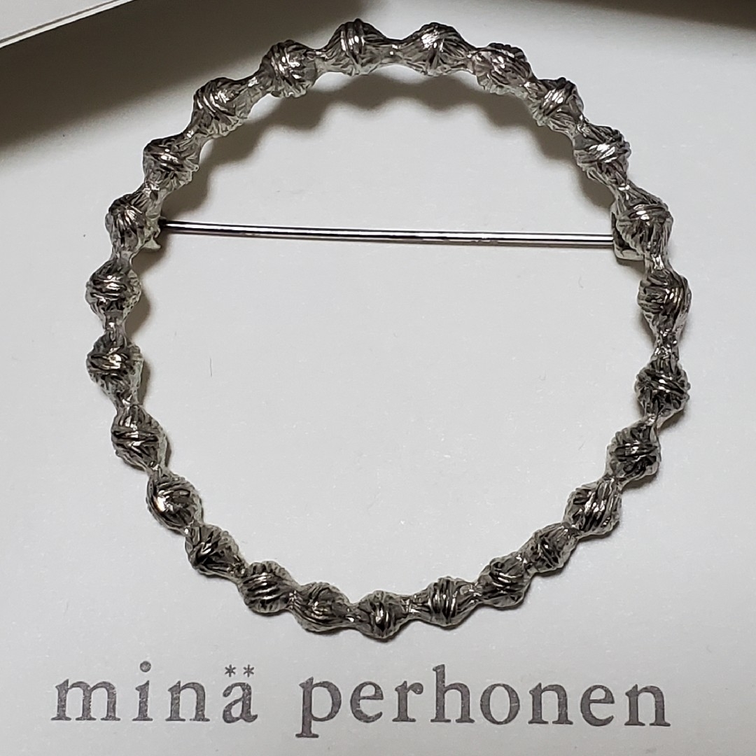 ミナペルホネン タンバリン ブローチ シルバー