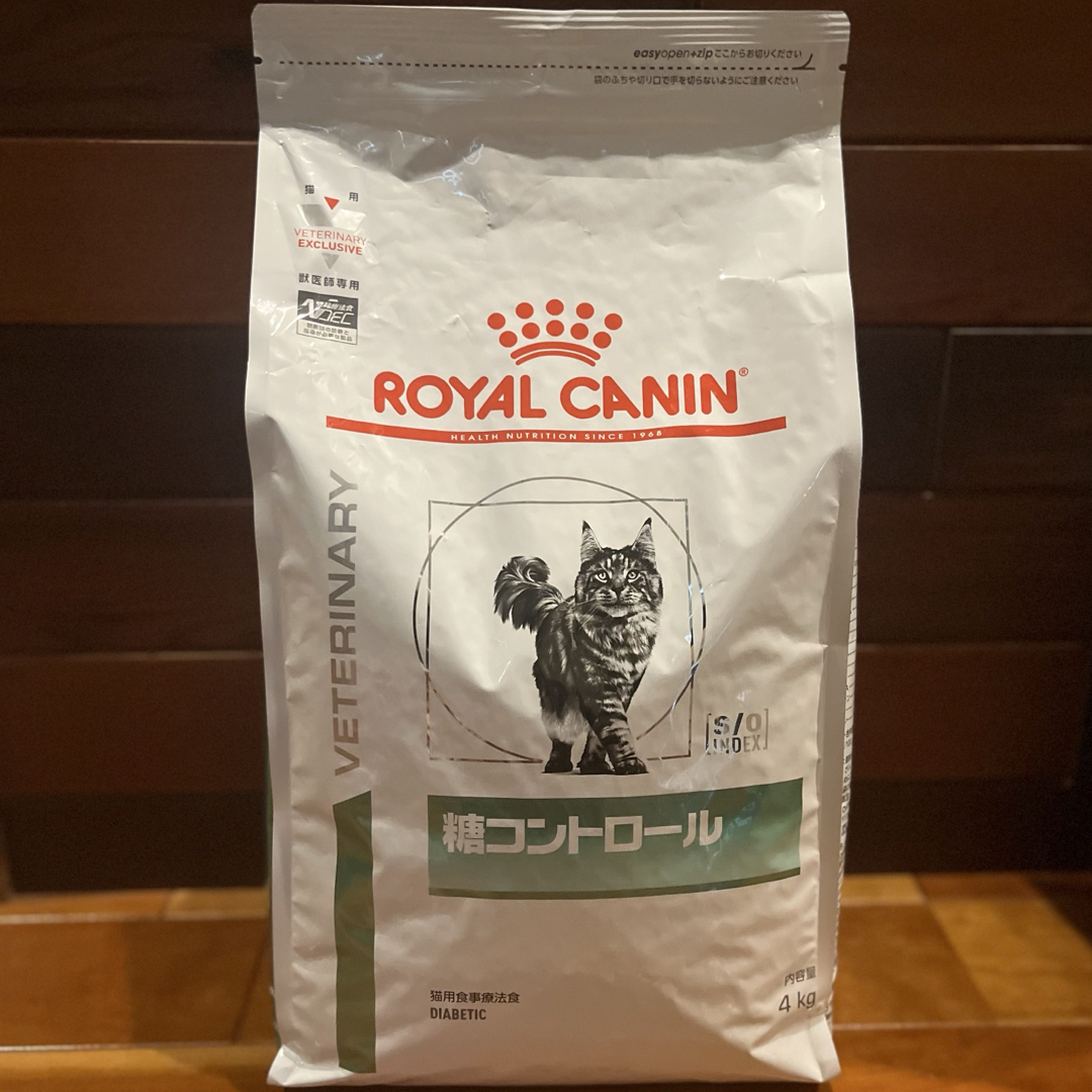 ロイヤルカナン猫用糖コントロールドライ4キロ 賞味期限27年1月28日
