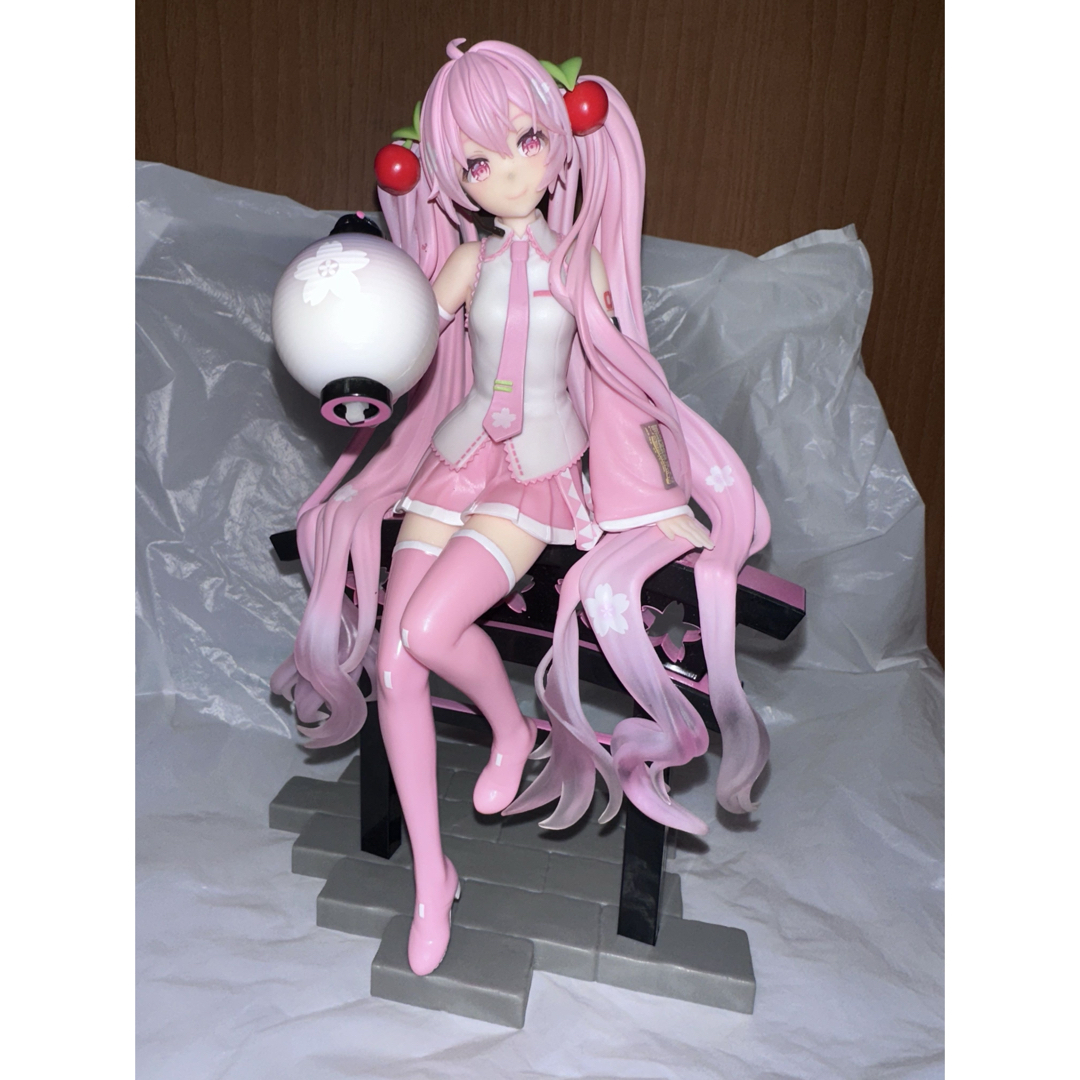 桜ミク AMP+フィギュア 桜提灯ver.