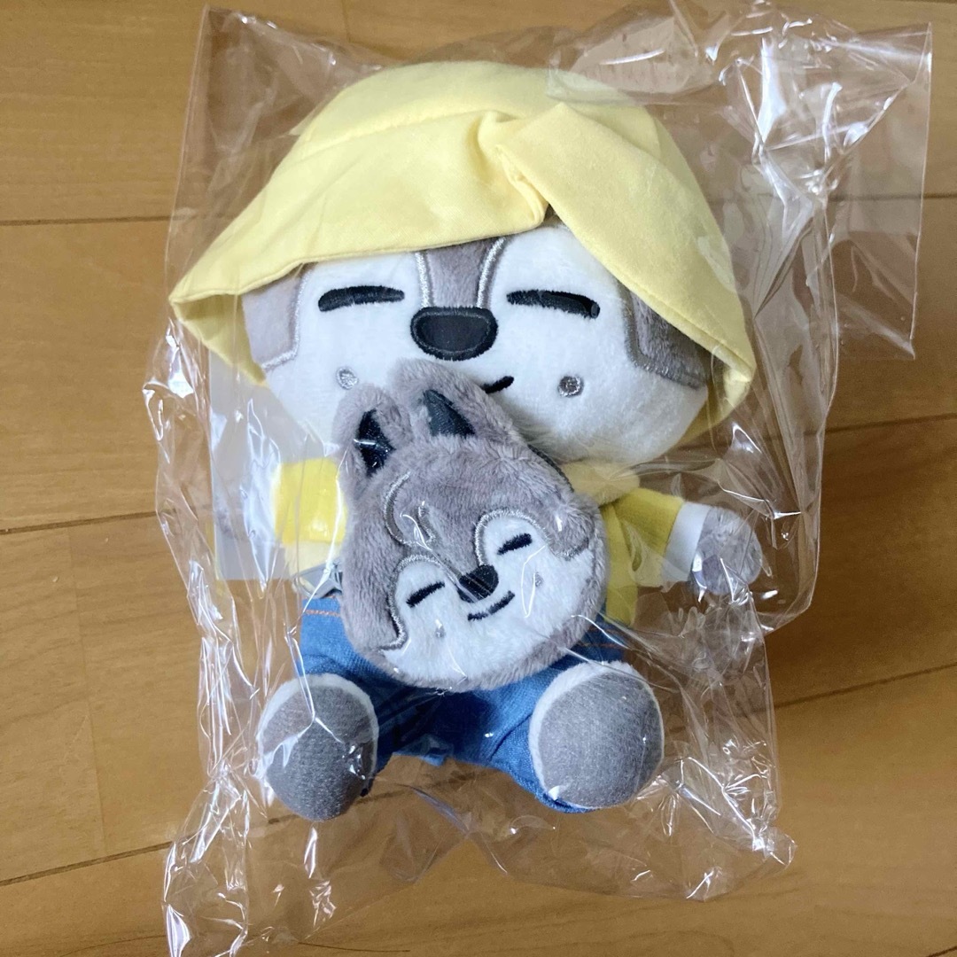 Stray Kids バンチャン ぬいぐるみ ポシェット付き 園児 ウルフチャン