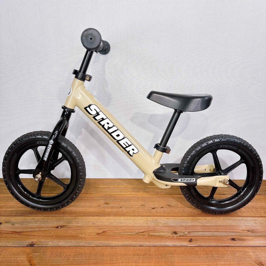 STRIDER サファリ ストライダー 限定カラー 新登場のストライダー 限定