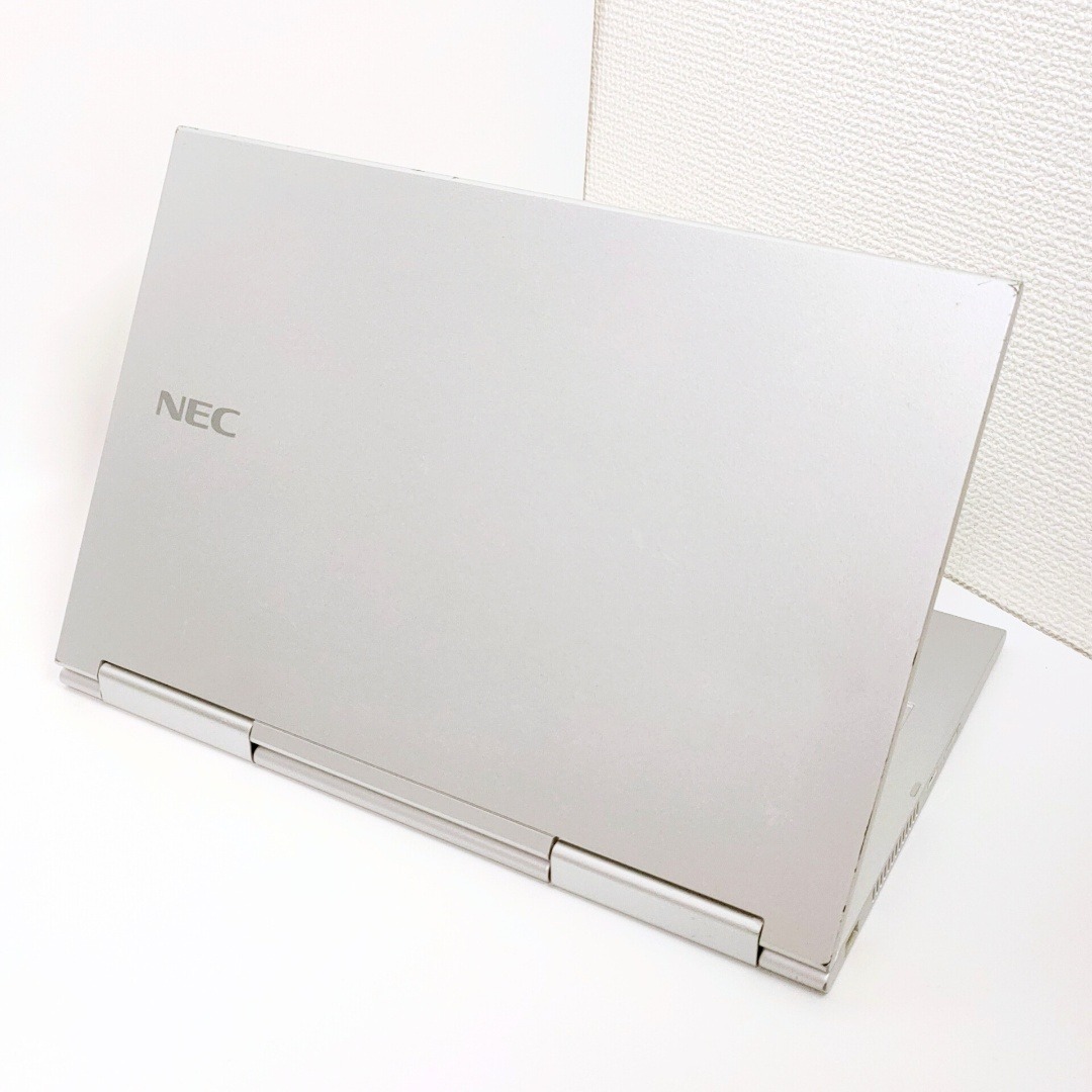 第8世代i5✨️タッチパネル/Win11/SSD/小型/カメラ付きノートパソコン