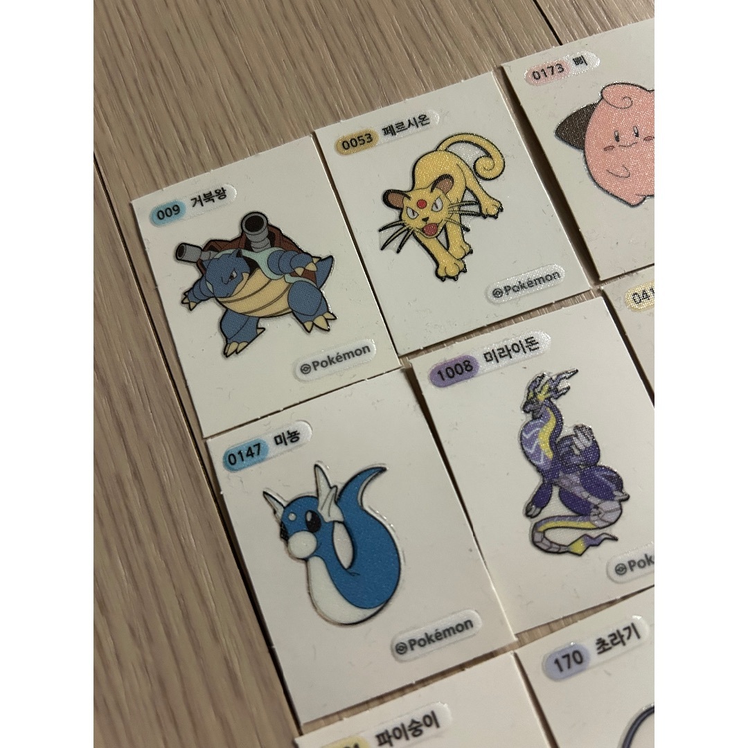 ポケモンパンシール 207枚 20年程前の希少なシールです 韓国で大人気