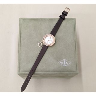 ヴァンクリーフ＆アーペル「チャームクローバー ウォッチ ミニ」美品です