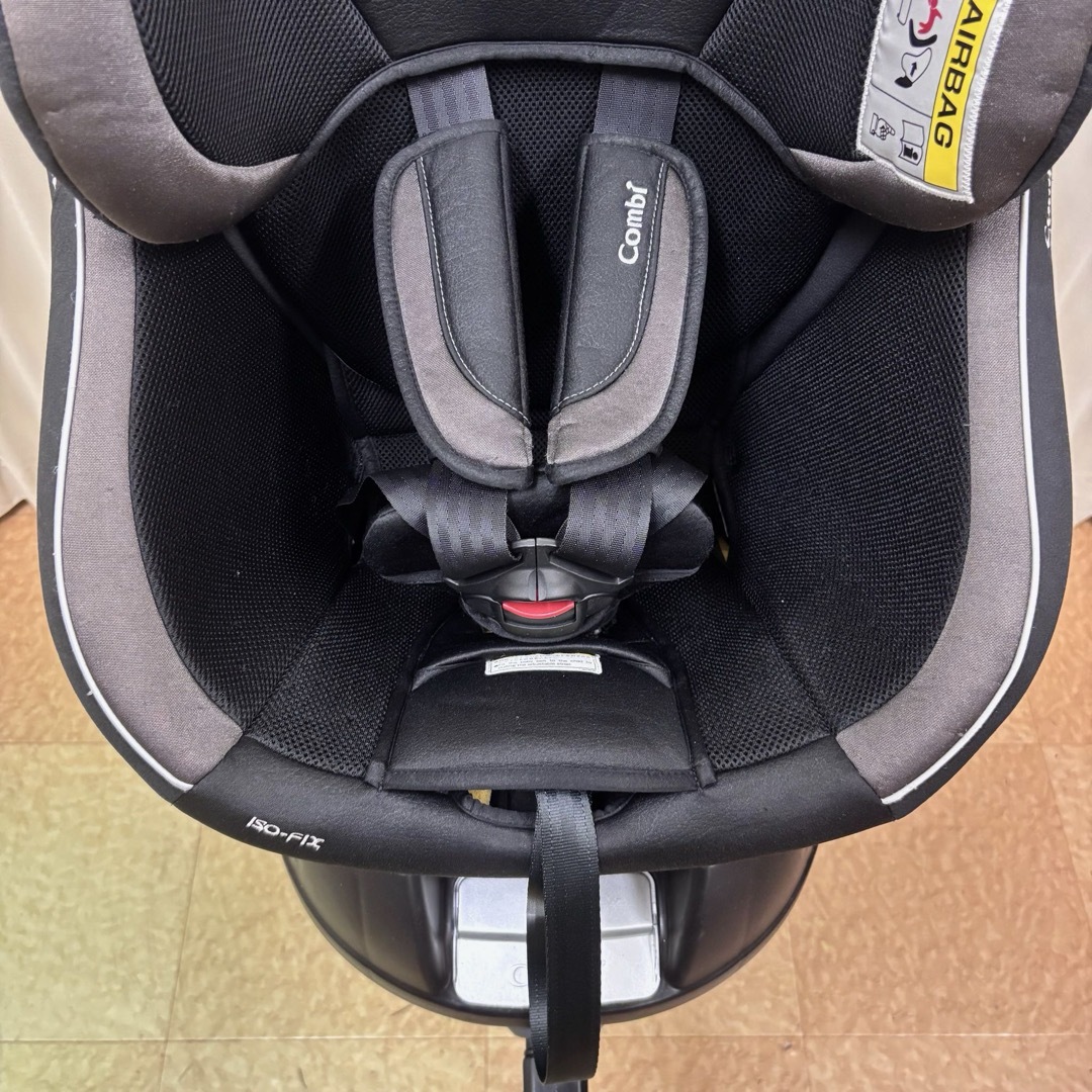 クリーニング済 ☆綺麗☆ コンビ クルムーヴ ISOFIX ブラック