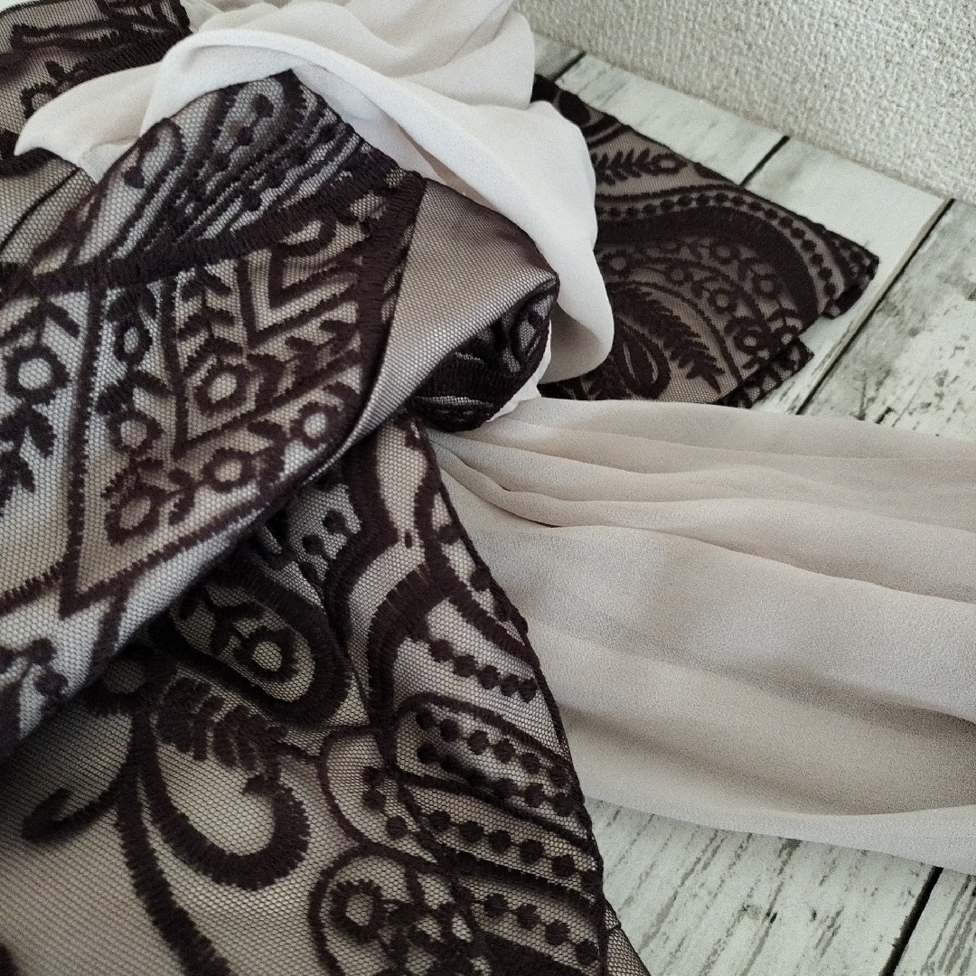 新品ANDRESDパーティードレス S ダークブラウンレースダマスクギャザー刺繍