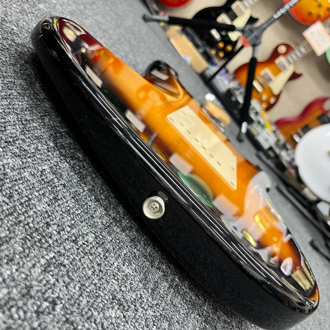 10976】 左利き用 Squier Stratocaster サンバースト