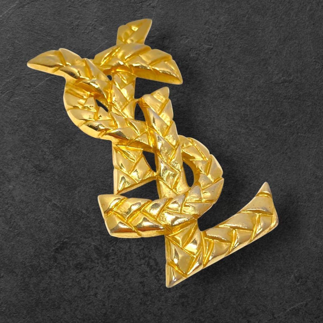 イヴサンローラン YSL ロゴ ブローチ ゴールド 140｜2026年最新】イブ