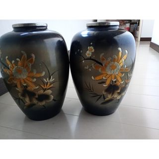 大倉陶園 - 新品Okura China大倉陶園 薔薇 金彩白磁 花瓶 箱入りの SU