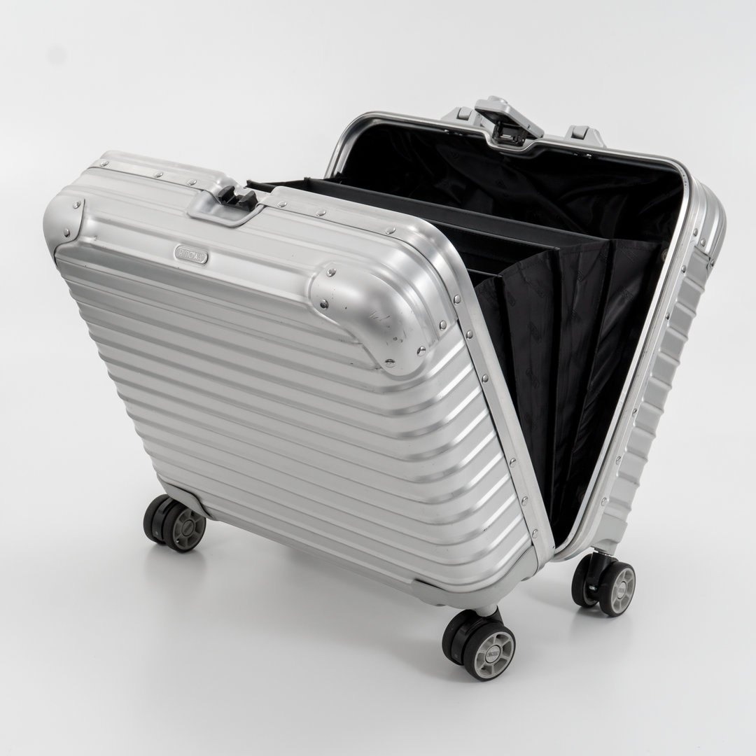 RIMOWA リモワ リモワトパーズ TSAロック4輪 美品 リモワ トパーズ