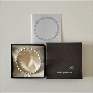 mina perhonen - ミナペルホネン wolf&flower ブローチの通販 by ユニ